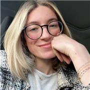 Cours de soutien scolaire en anglais, aide aux devoirs d’anglais. Diplômée d’une licence d’anglais et actuellement en master meef de l’enseignement pour devenir professeure d’anglais